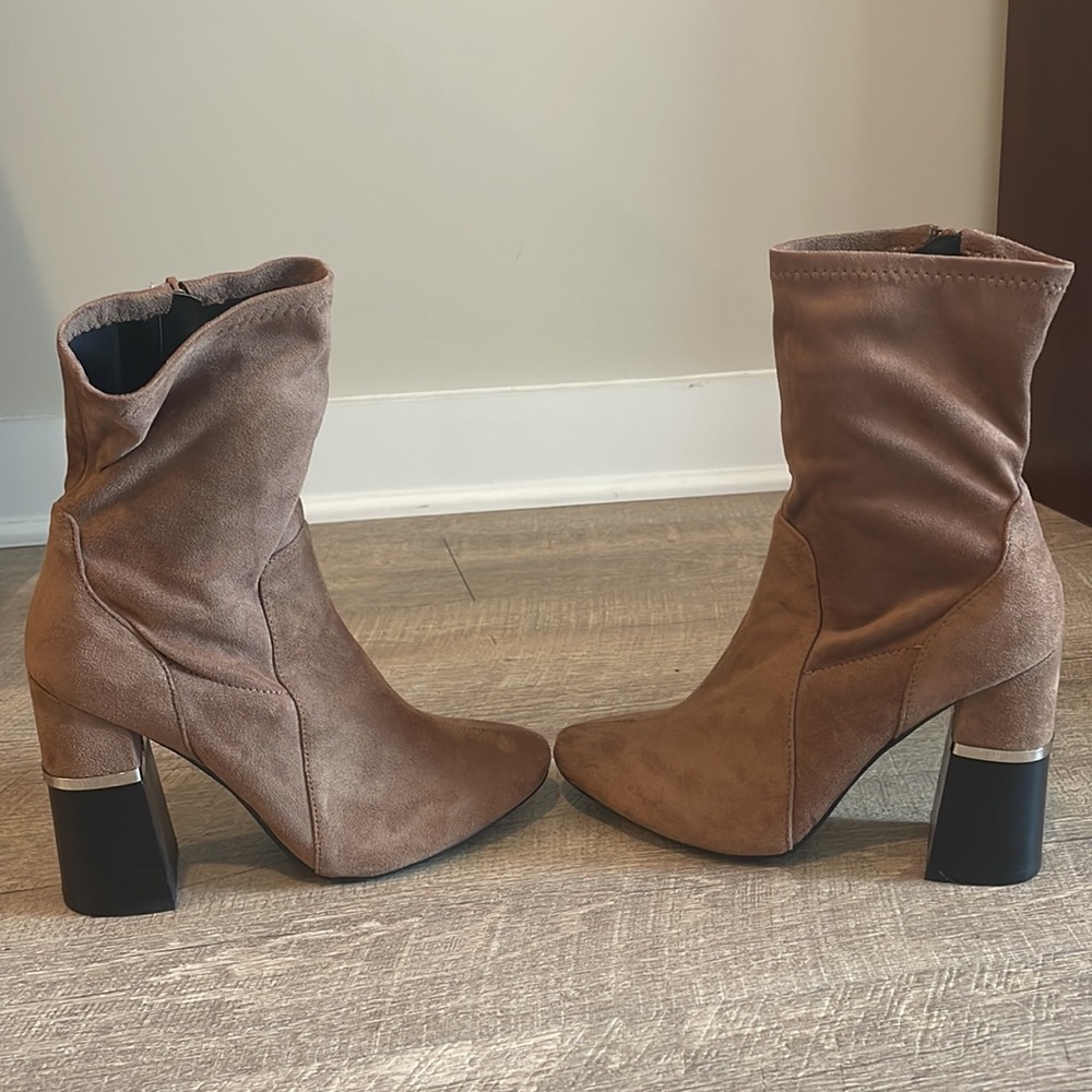 Design Lab Brown Booties Size 7 NEVER WORN - Picture 5 of 6